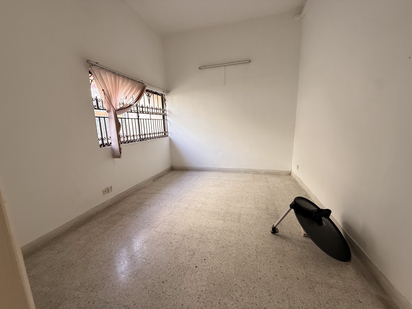 Lorong Kemaris photo 4