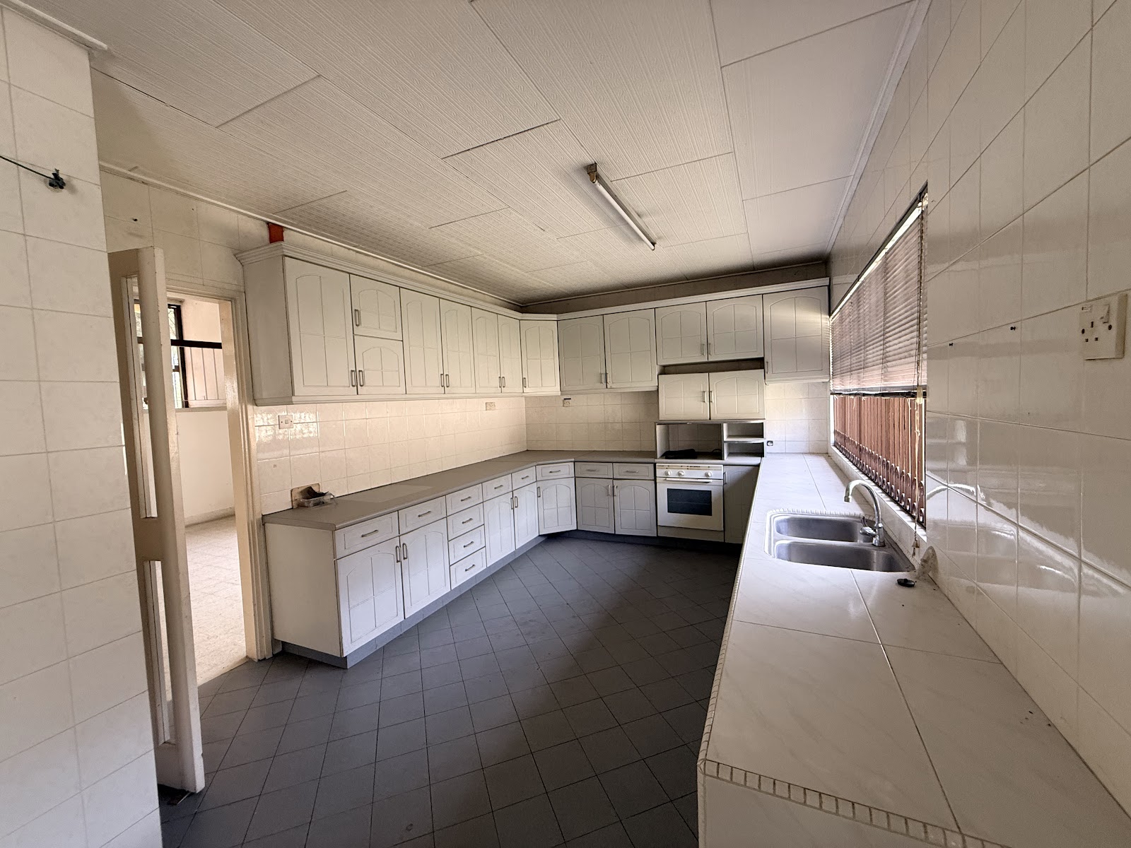 Lorong Kemaris photo 5