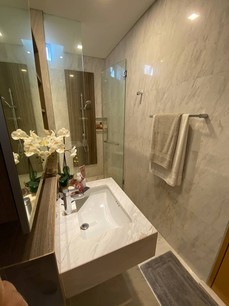 Nobleton Crest photo 8