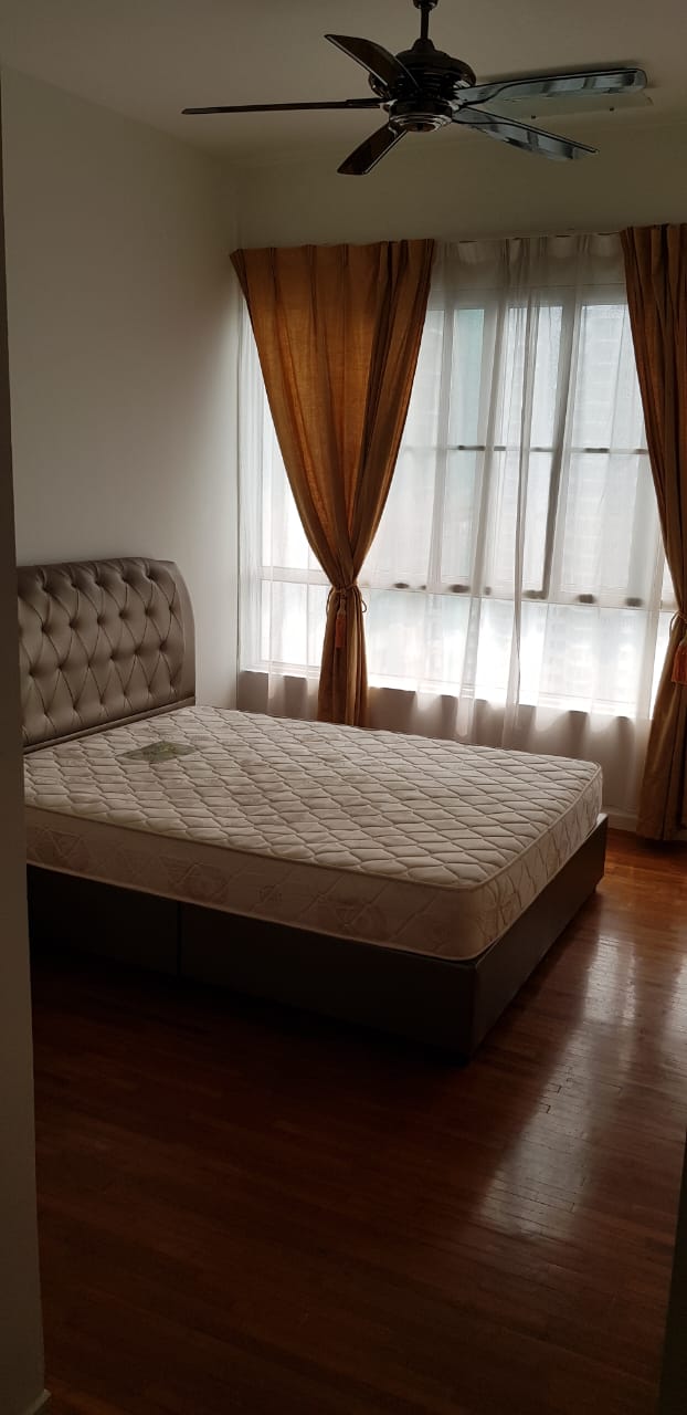 Kiara 1888 photo 6